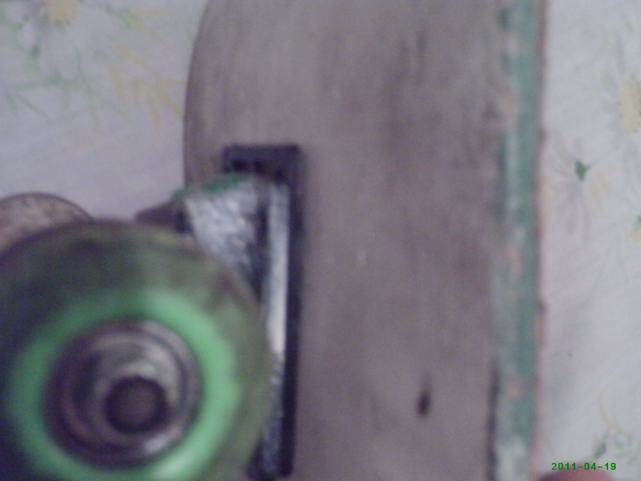 How to Lube Your Bearings and Put Risers on a Skateboard!!! 11 Steps
