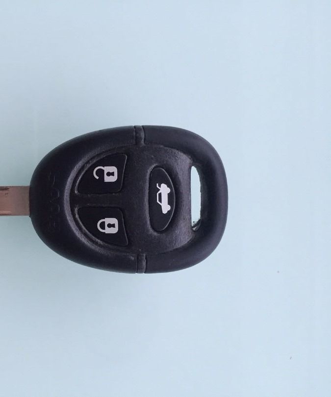 Saab 9-5 & 9-3 Key Remote Battery Replacement