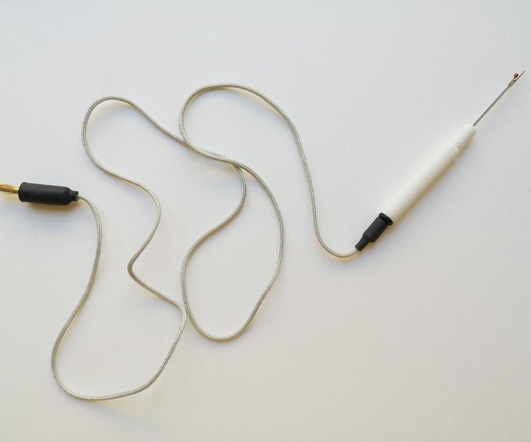 ETextile Connectable Needlework Tools: Seam Ripper