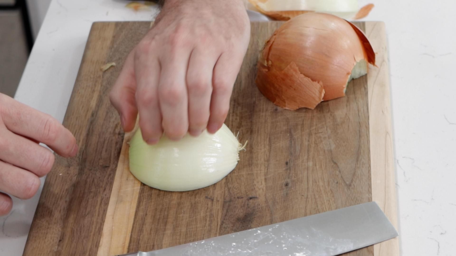 How to Dice an Onion Cooking Basics 4 Steps (with Pictures