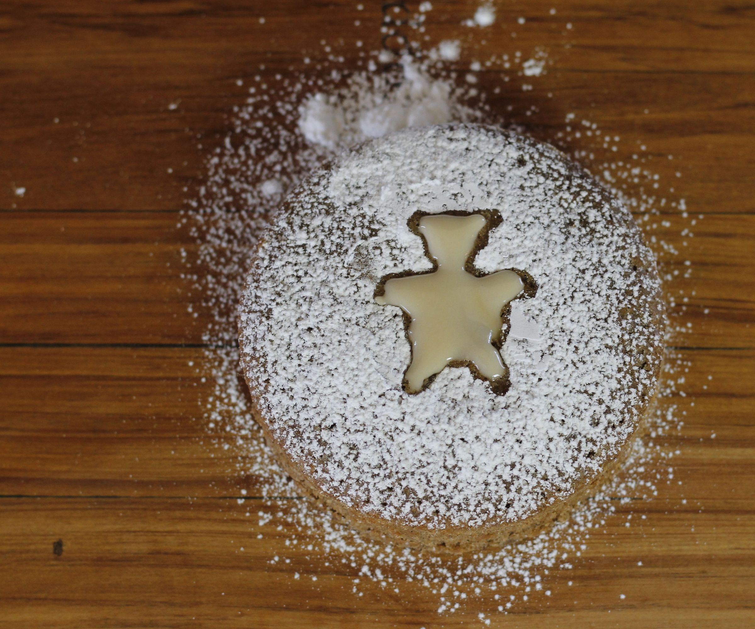 How to Make a Gingerbread Cake