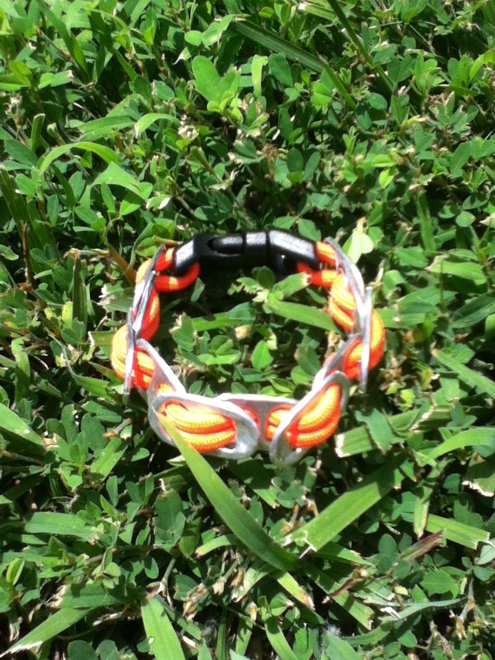 Paracord Tab Bracelet