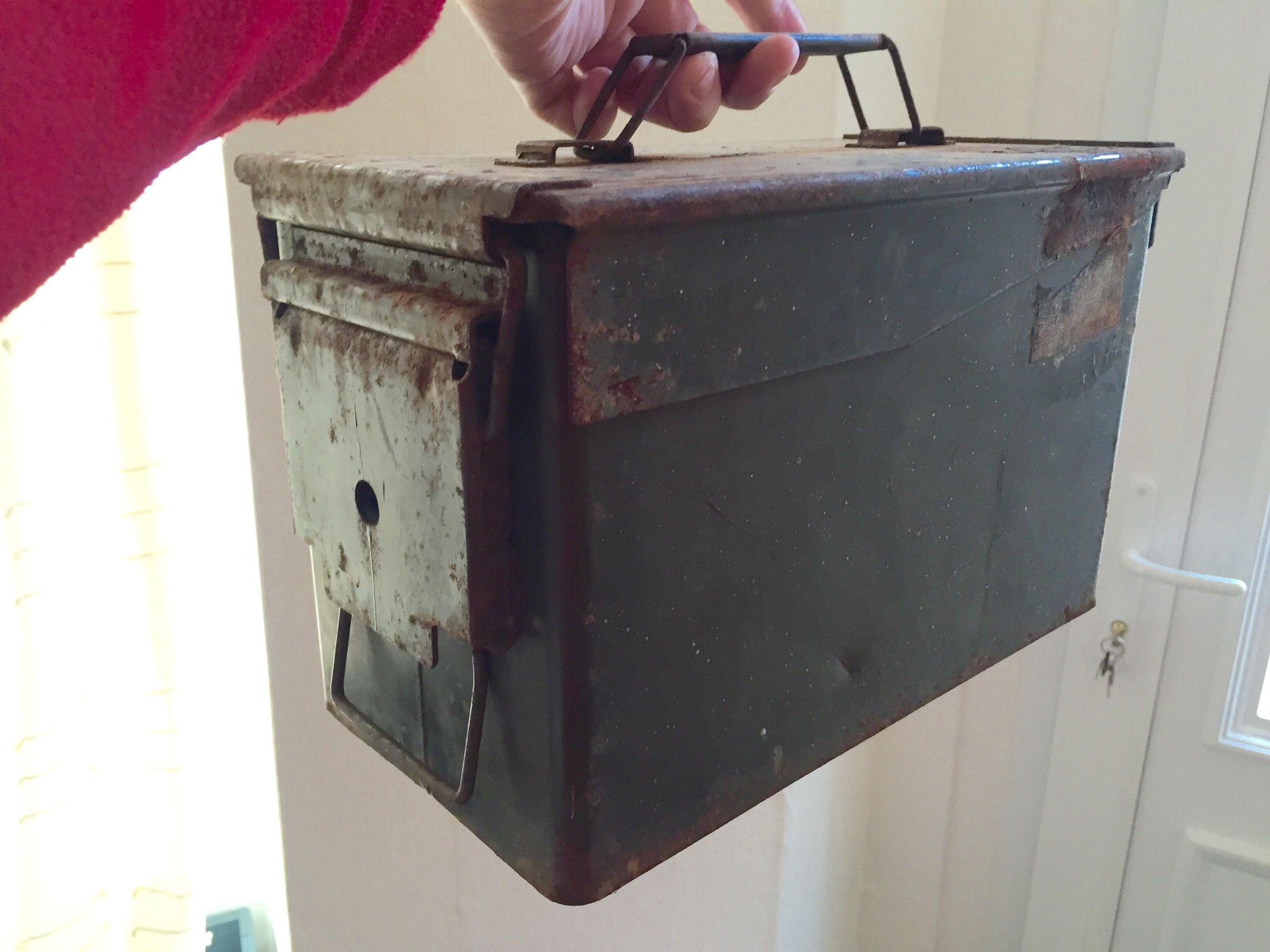Restoring an Ammo Box : 11 Steps (with Pictures) - Instructables
