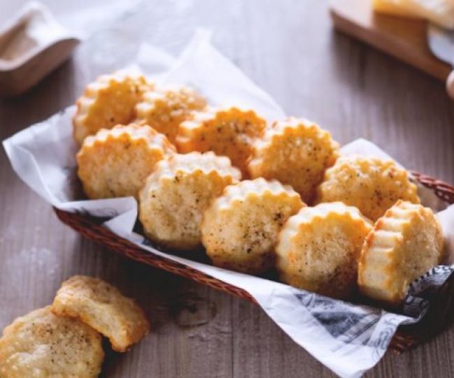 Pecorino and Parmesan Cheese Biscuits