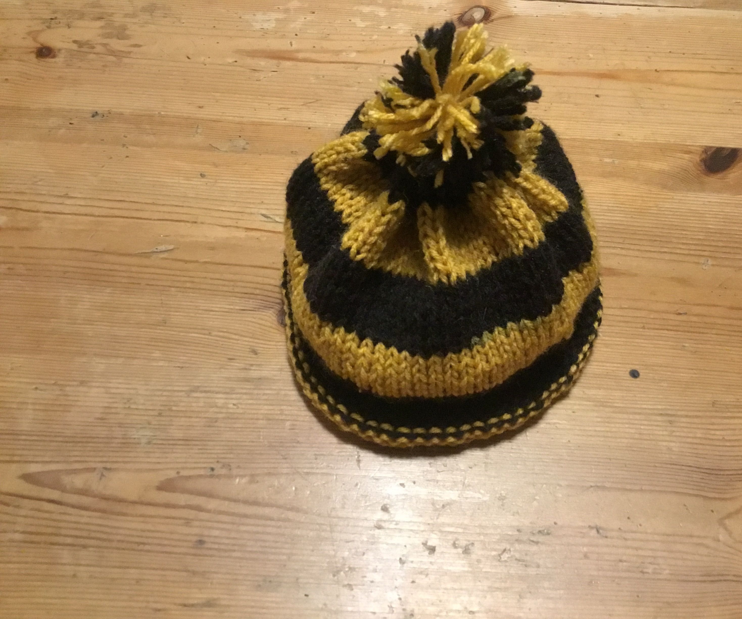 Knit Hat With Pom Pom!