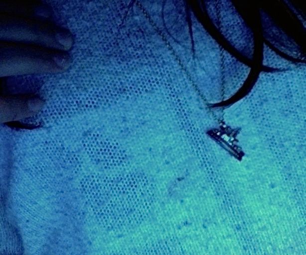 DIY Easy Titanic Inspired Pendant Necklace