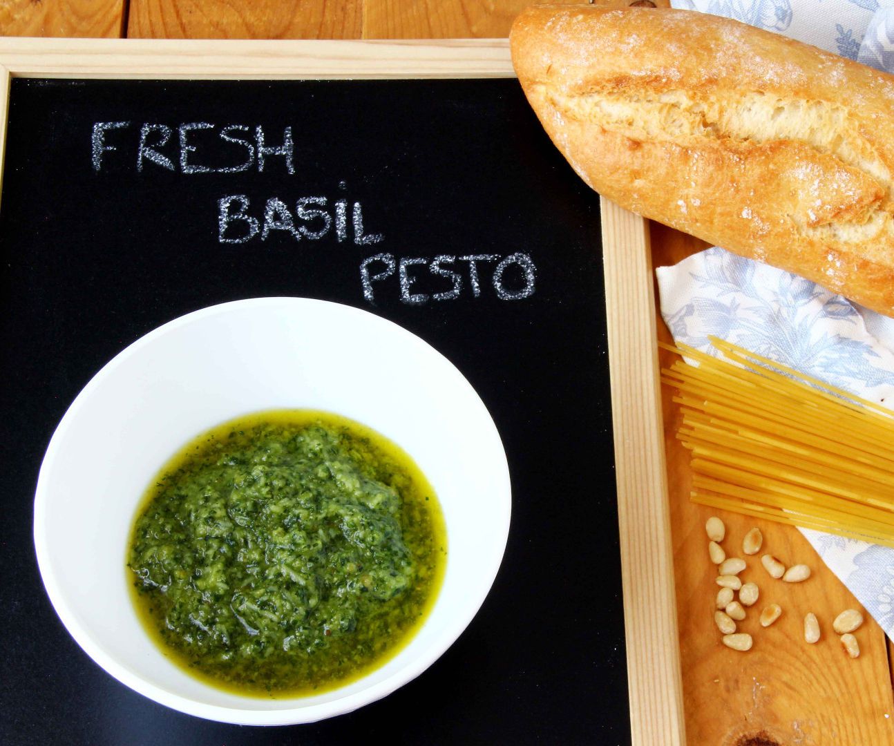 Homemade Fresh Basil Pesto (Green Pesto)