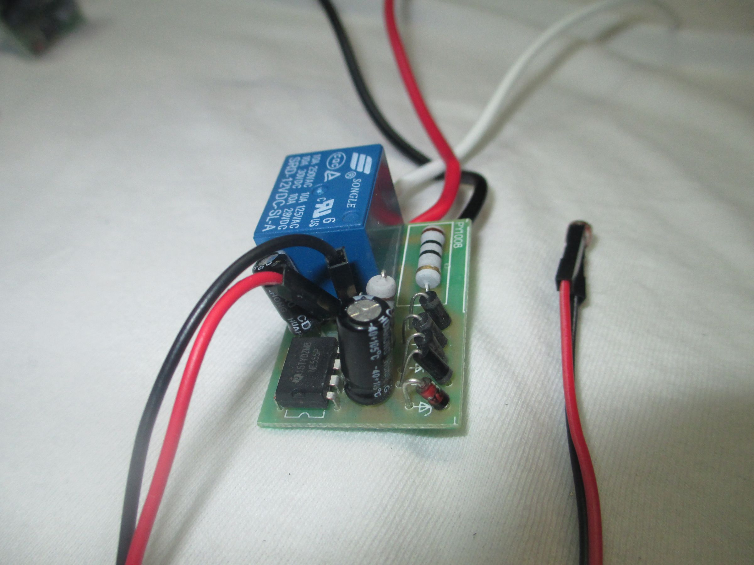 DC Low Voltage LIght Sensor Switch 8 Steps (with Pictures