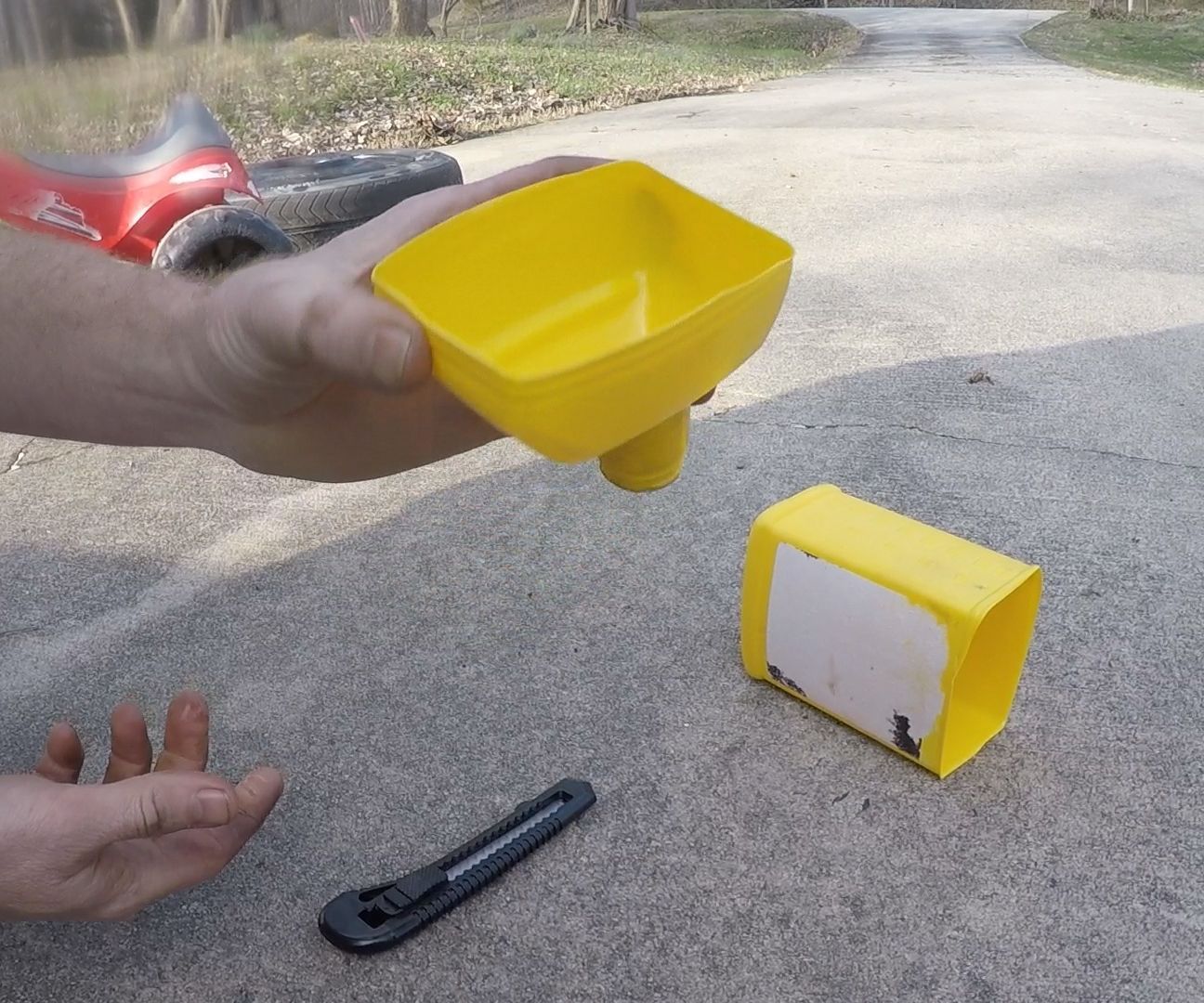 How to Make an Oil Jug Funnel