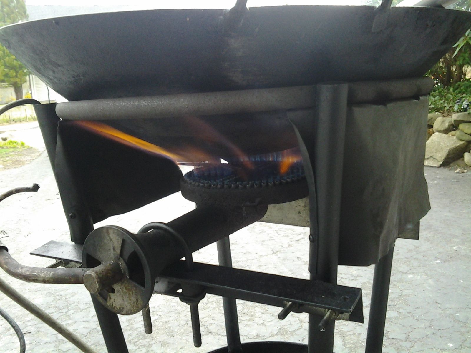 Super wok from shop stool