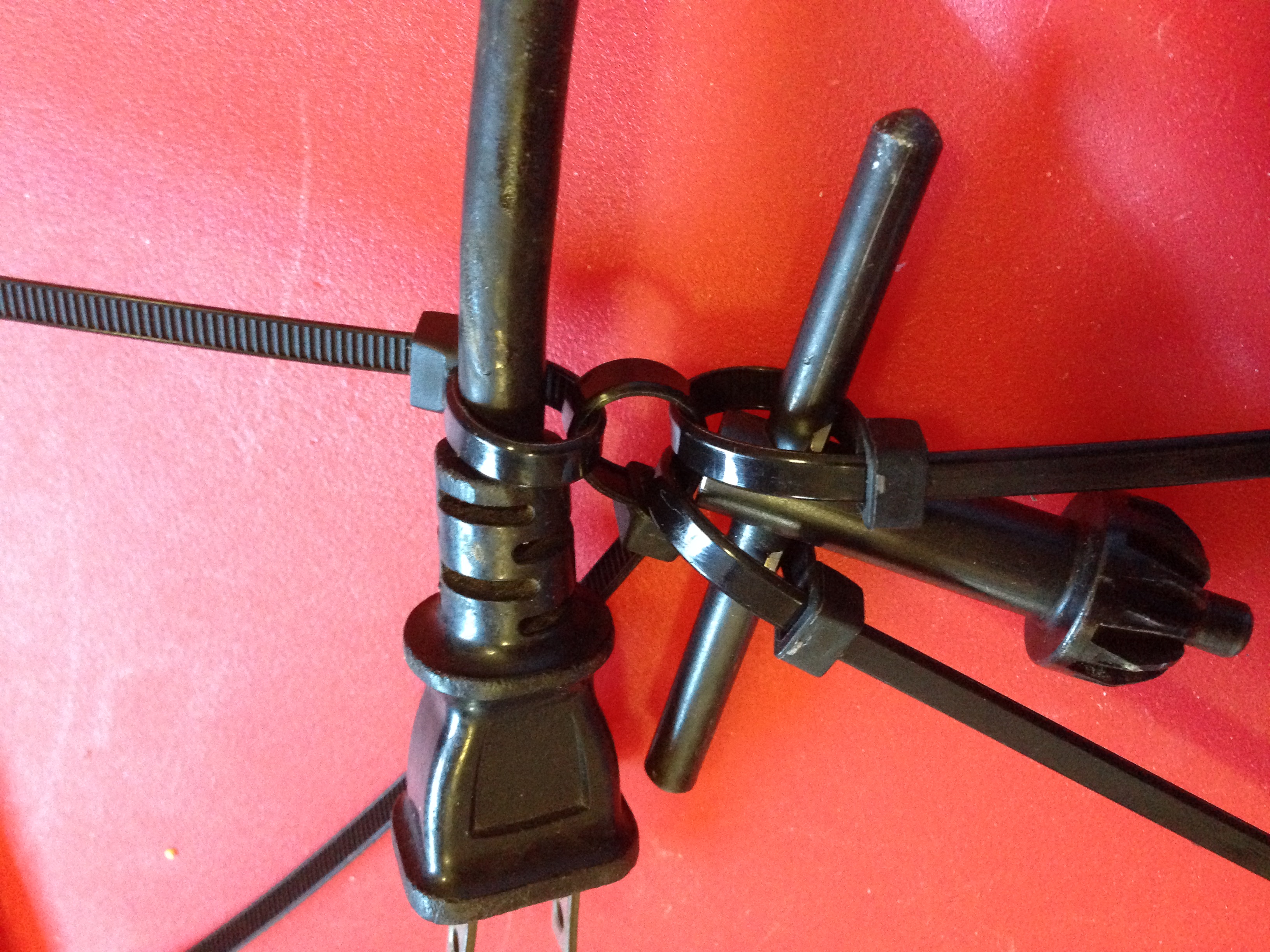 Zip Tie Chuck Key Holder 3 Steps Instructables