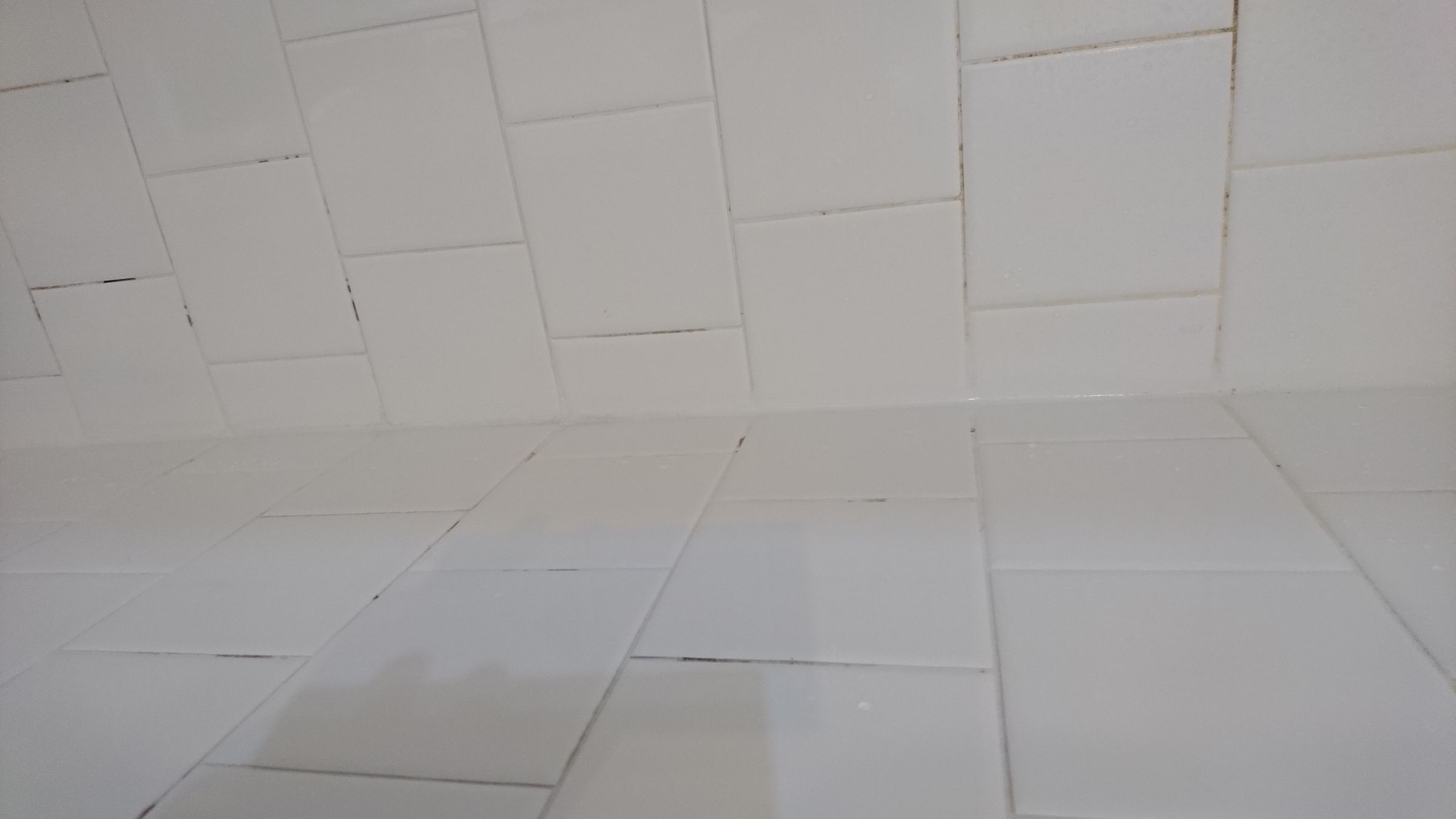 Clean Blackened Caulking in Bathroom 4 Steps Instructables
