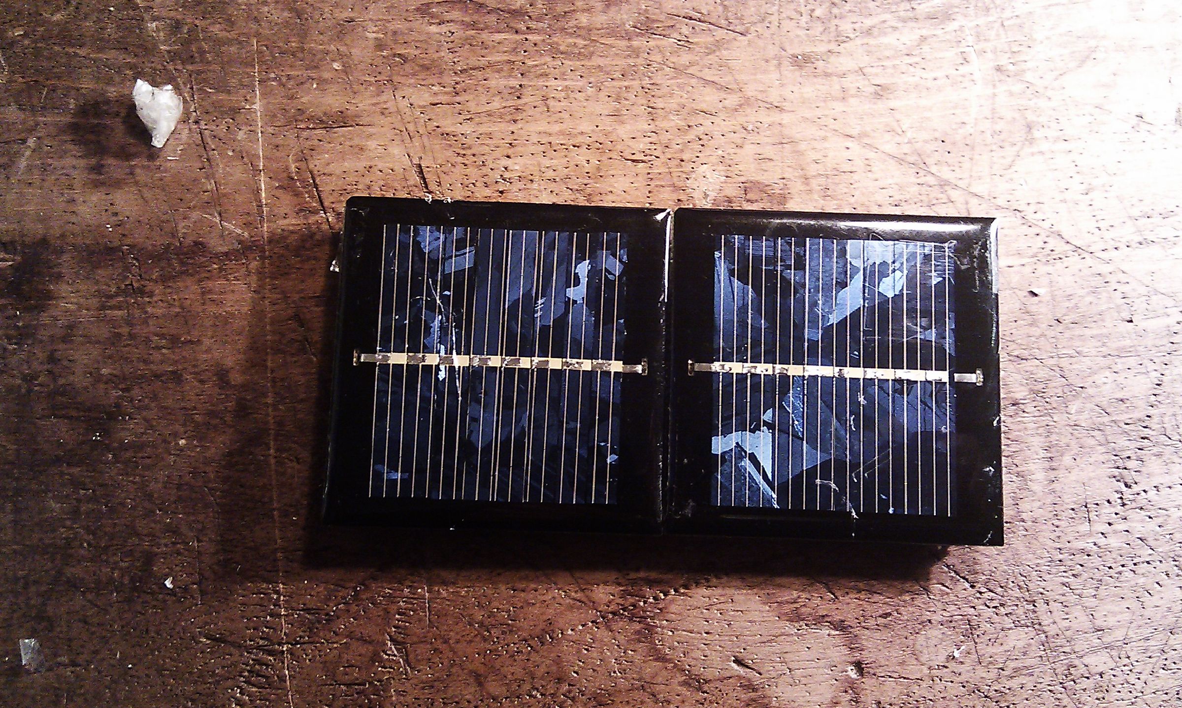 Solar Powered USB Charger (phones, MP3 Players Etc)