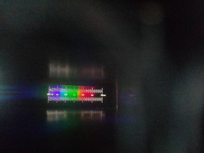 Monochrome Spectroscope to Examine Planck Radiation Curves
