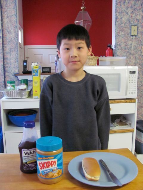 How to make a Peanut Butter and Jelly Sandwich