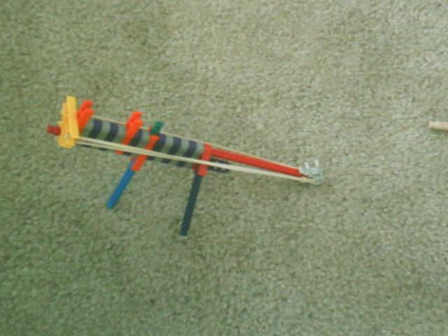simple knex gun!!!