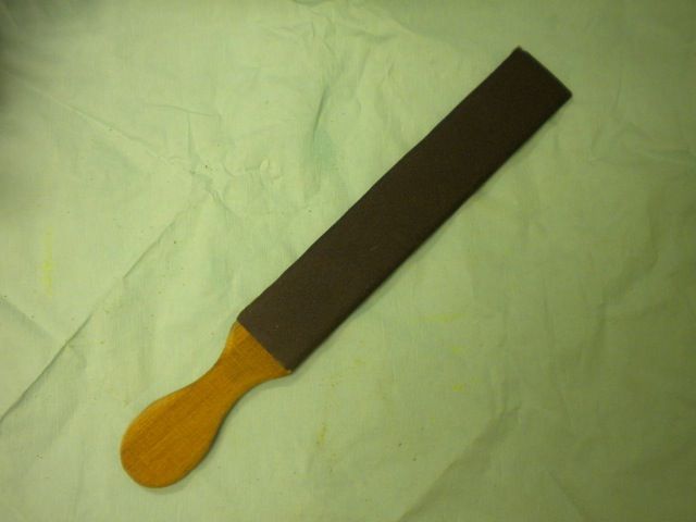 How to Make an 'everlasting' File to Deal With Callosities on Your Feet, Hands and Body