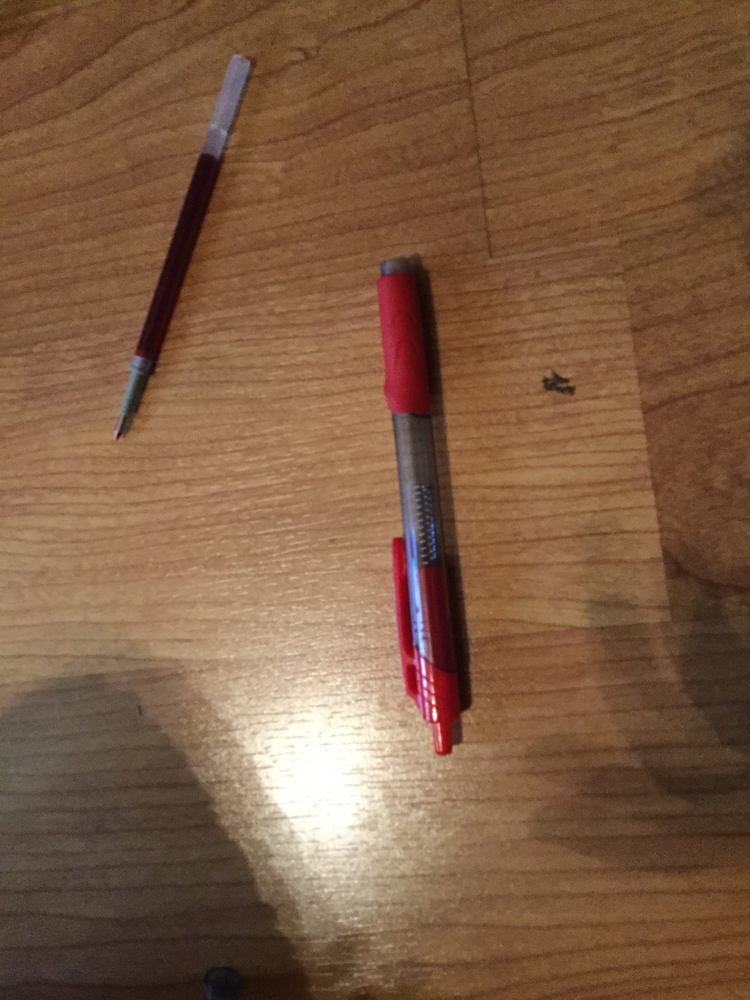 How to Make a Pen Gun With NO REQUIREMENTS! 3 Steps Instructables