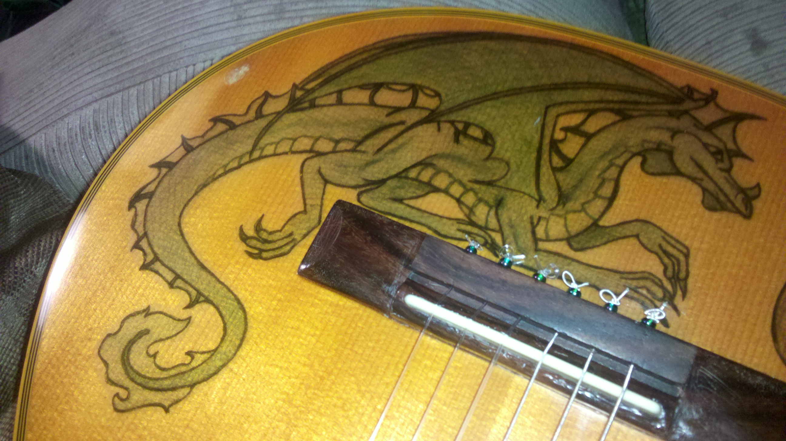 Personalizing a Guitar, Using Waterslides. (or, How to Turn a Free