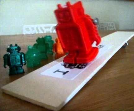 Walking Robot (by Gravity)