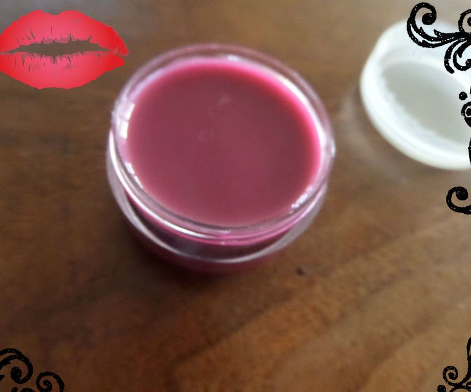 DIY Crayon Lipstick