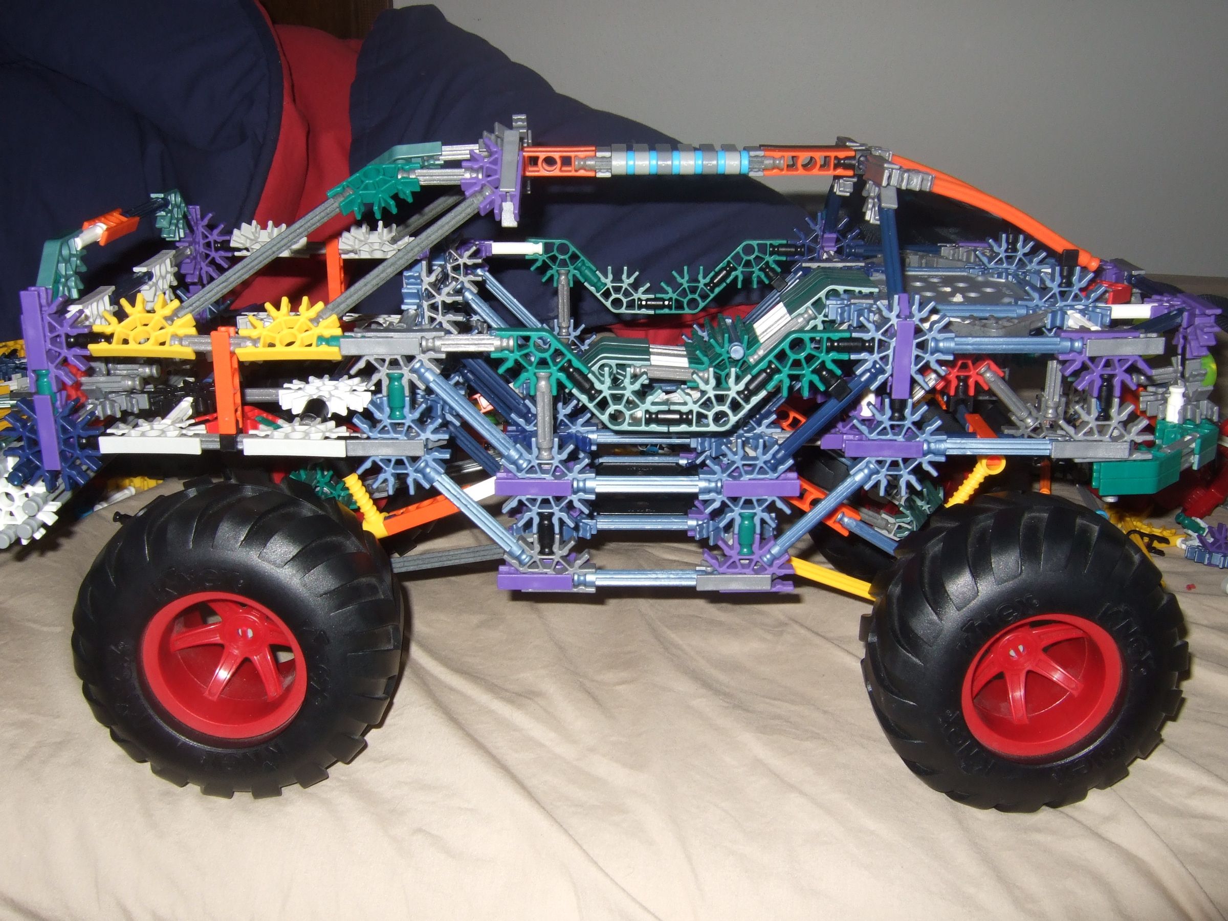 KNEX Warthog (from Halo 1-3)