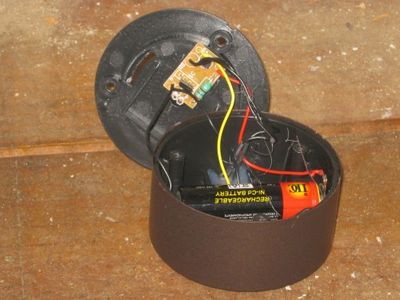 Disassemble the Walkway Light