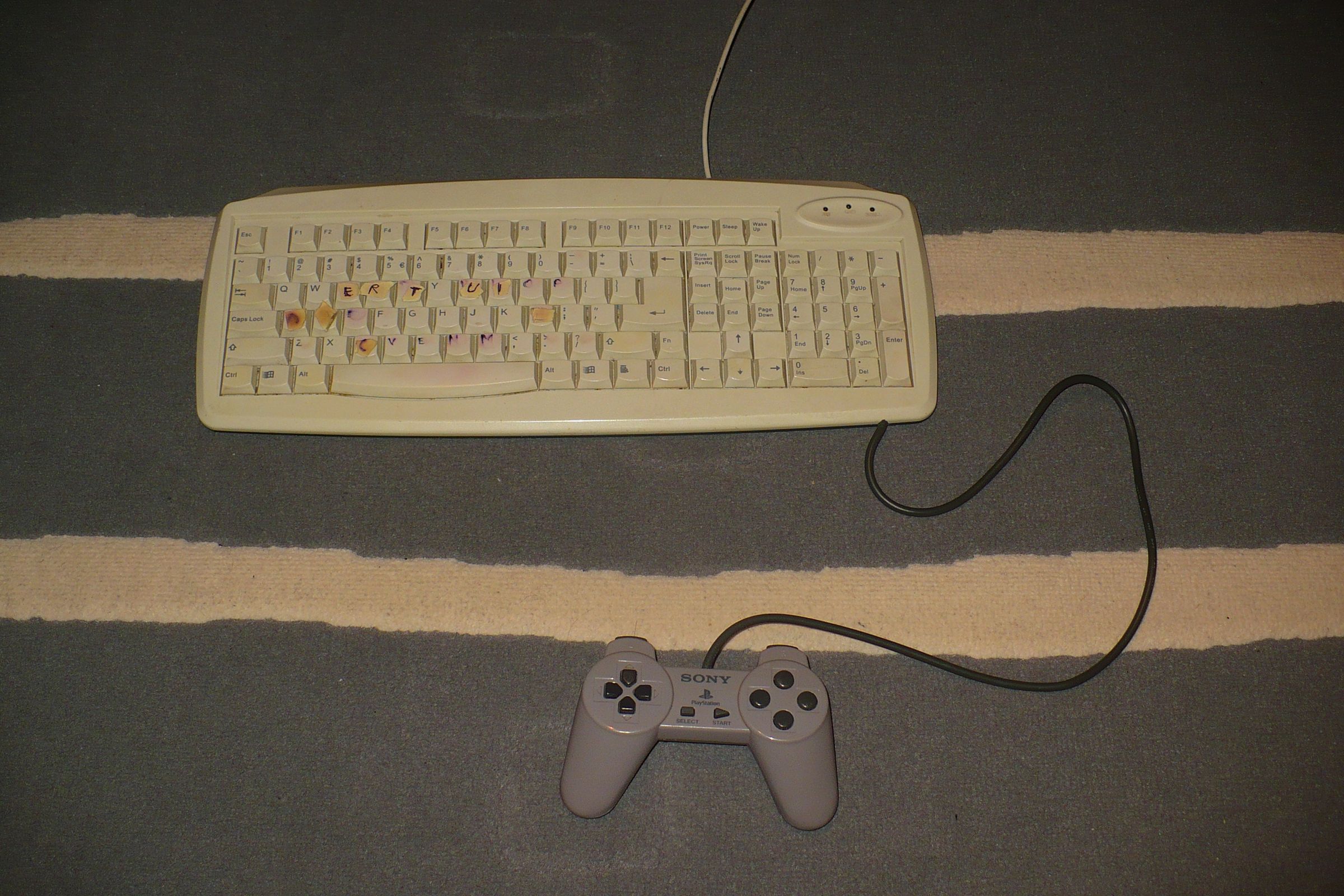 Keyboard With Joypad