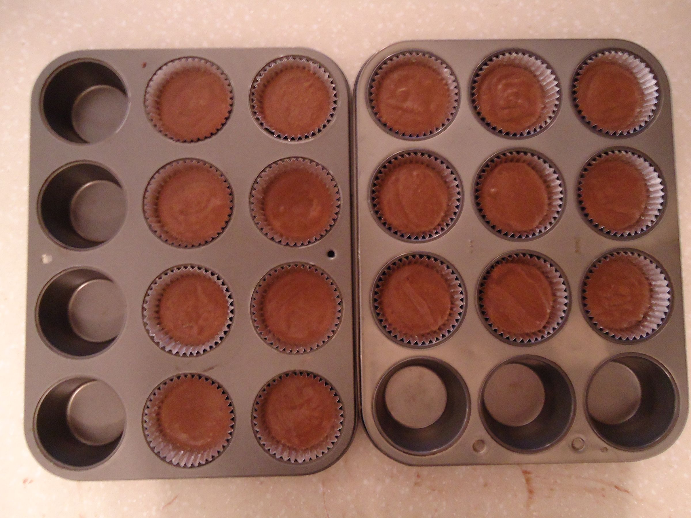 Ghirardelli Chocolate Cupcakes With Buttercream Avocado Icing 4 Steps