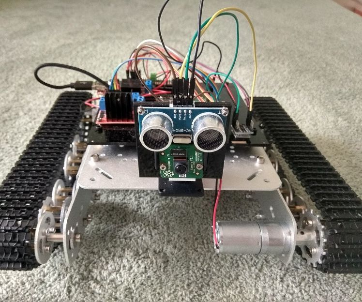 PiTanq - Robot-tank With Raspberry Pi and Python to Learn AI