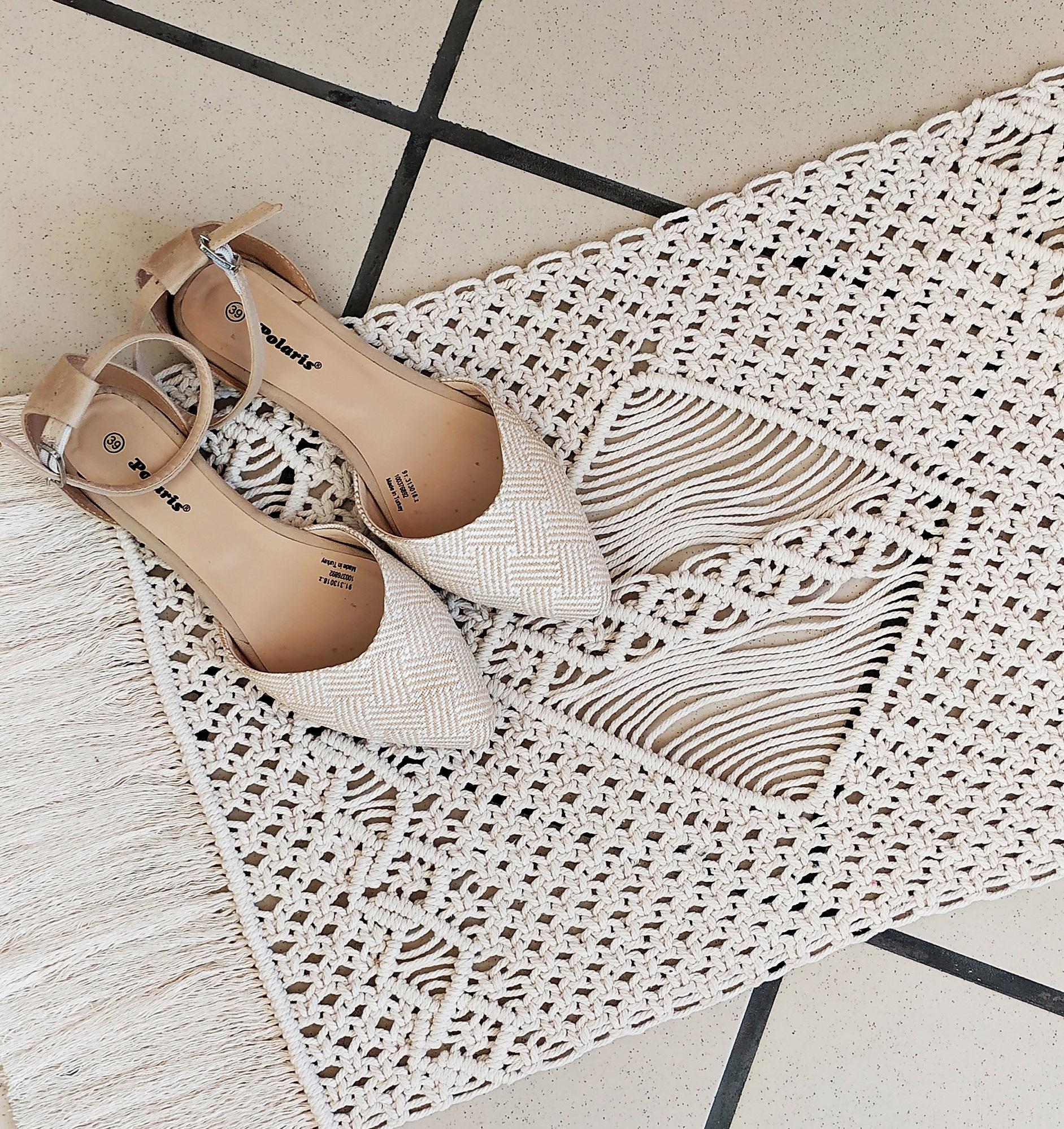 How to Make a Bohemian Macrame Rug : 14 Steps (with Pictures ...