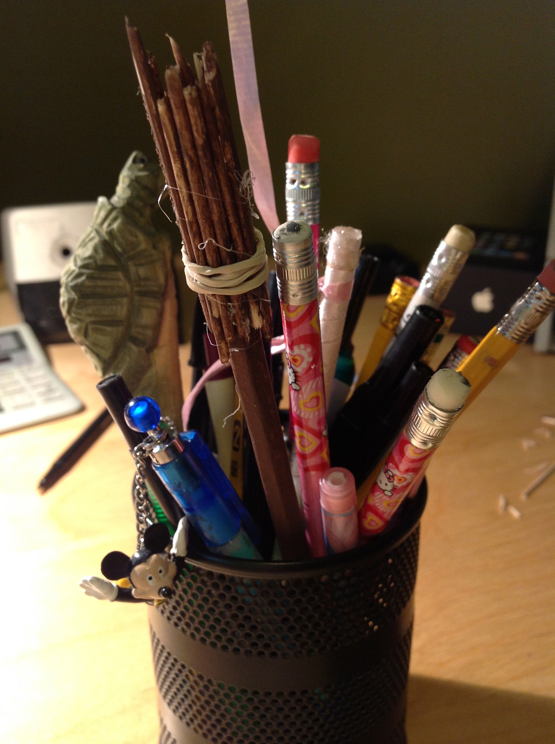 Harry Potter Broomstick Pencil 5 Steps Instructables