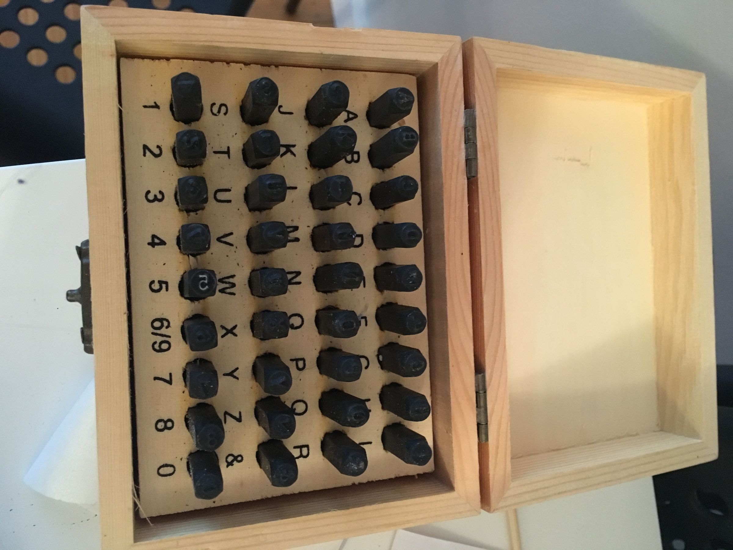 Spoons in a Frame : 4 Steps (with Pictures) - Instructables