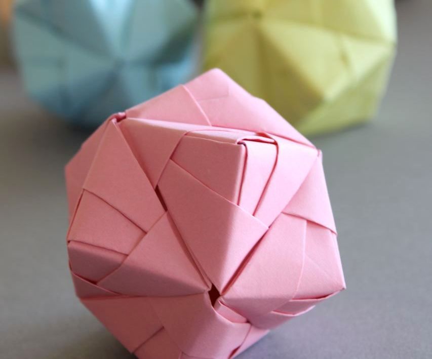DIY Origami Ball Sonobe Style in Pastell