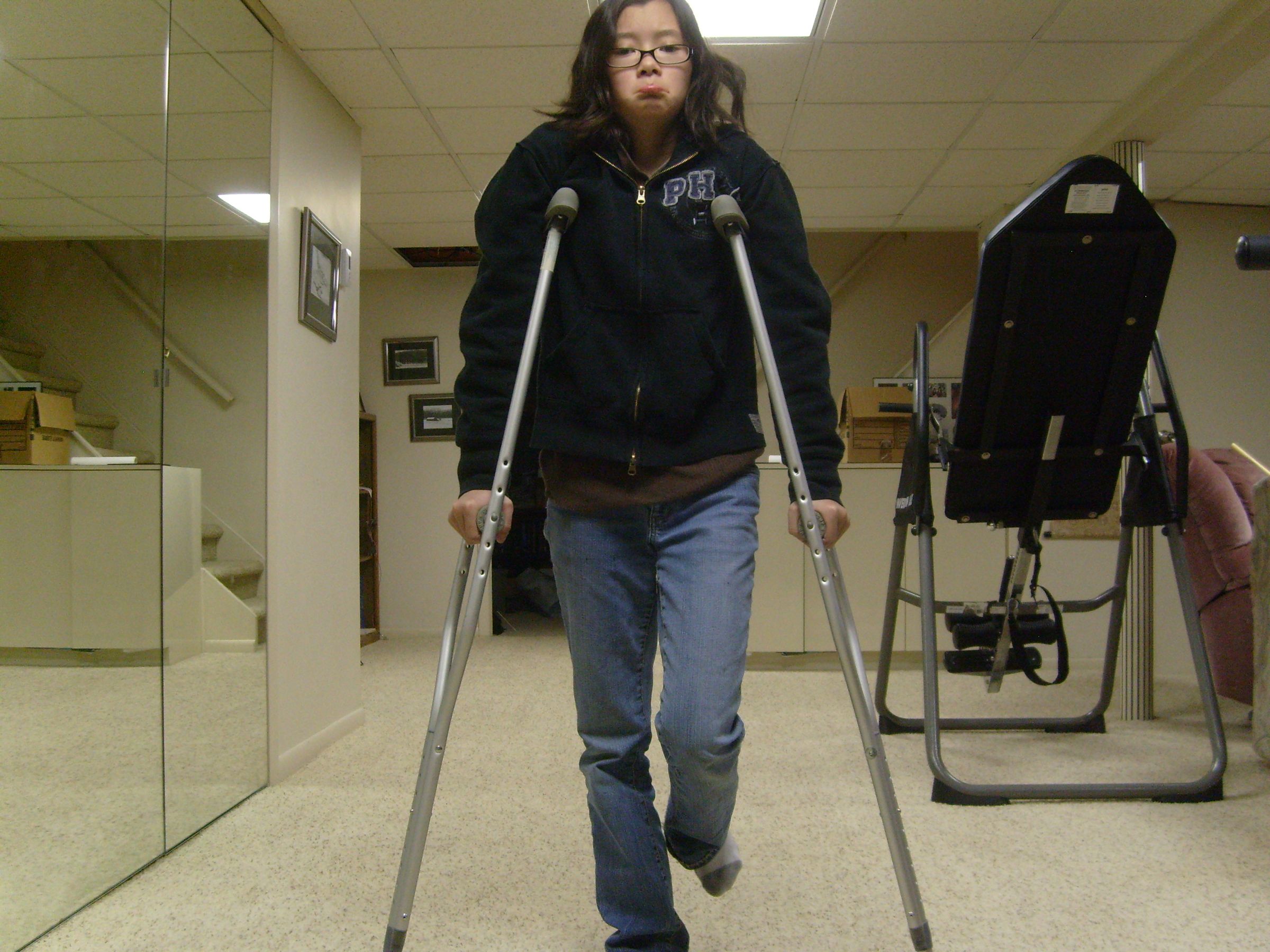 Turn Crutches Into Stilts 4 Steps (with Pictures) Instructables
