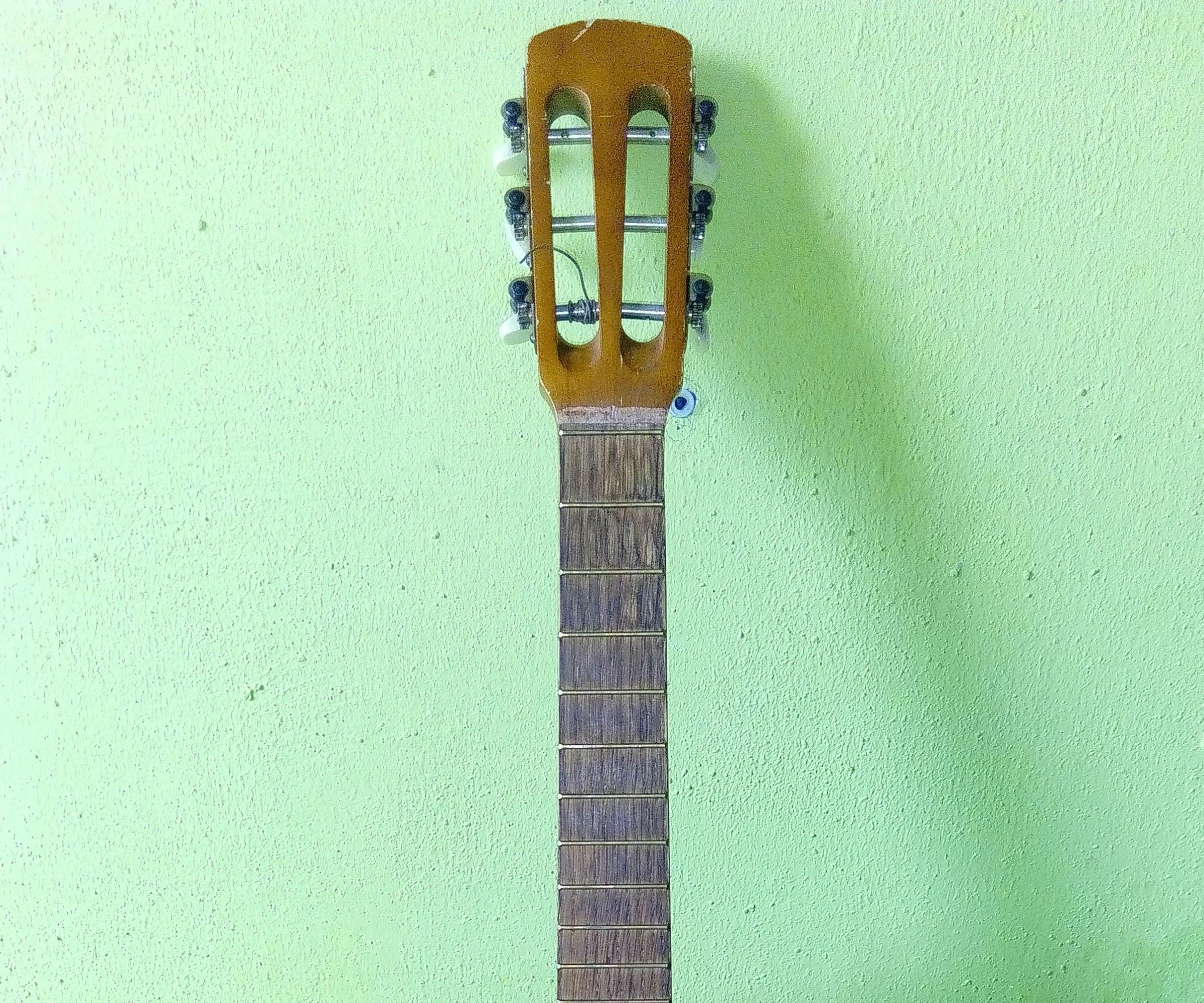 Old Guitar Renovation / Makeover 