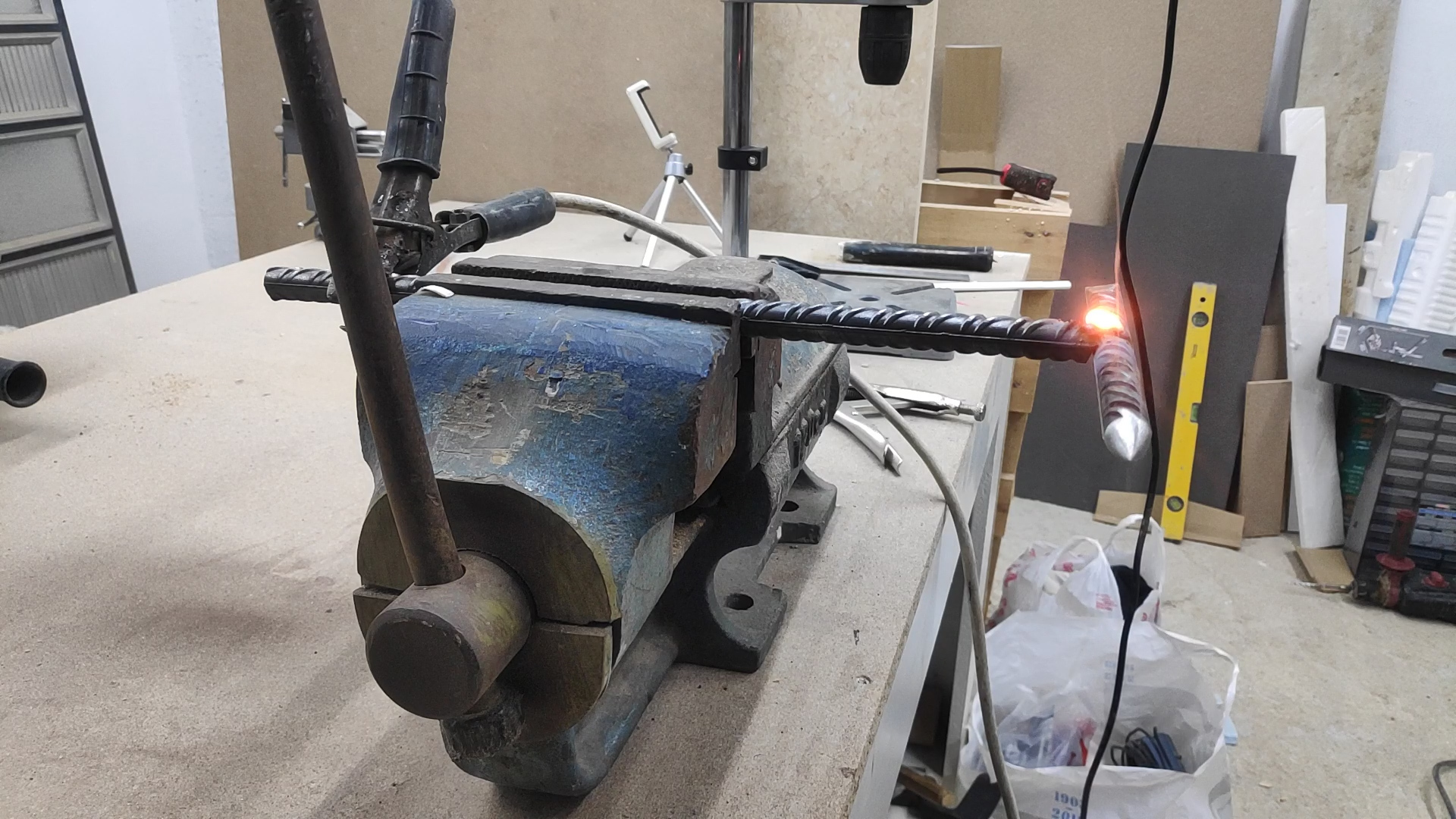 Welders Chipping Hammer Basic Welding Project 8 Steps (with