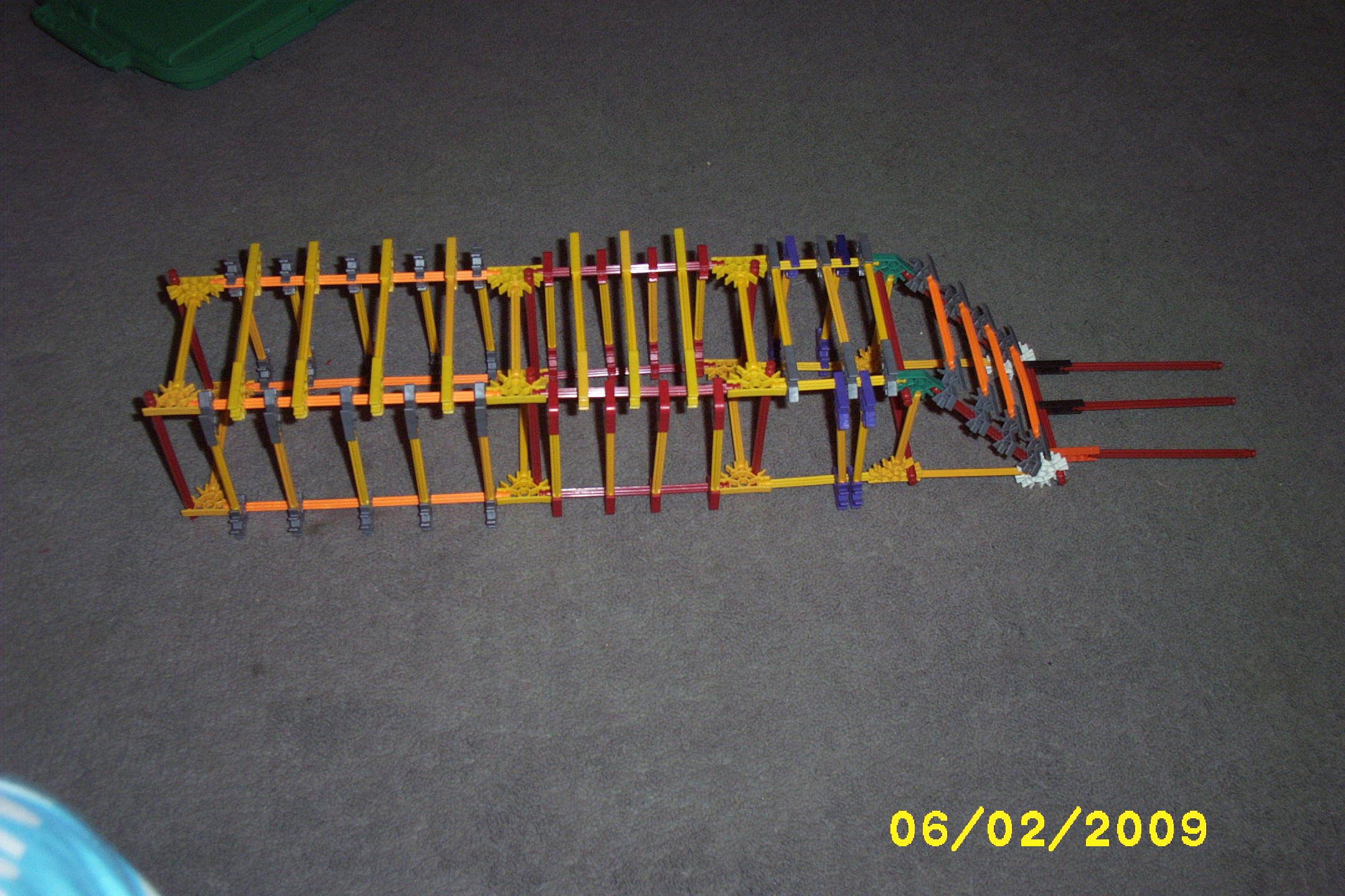 The Bestest Knex Armored Gauntlet