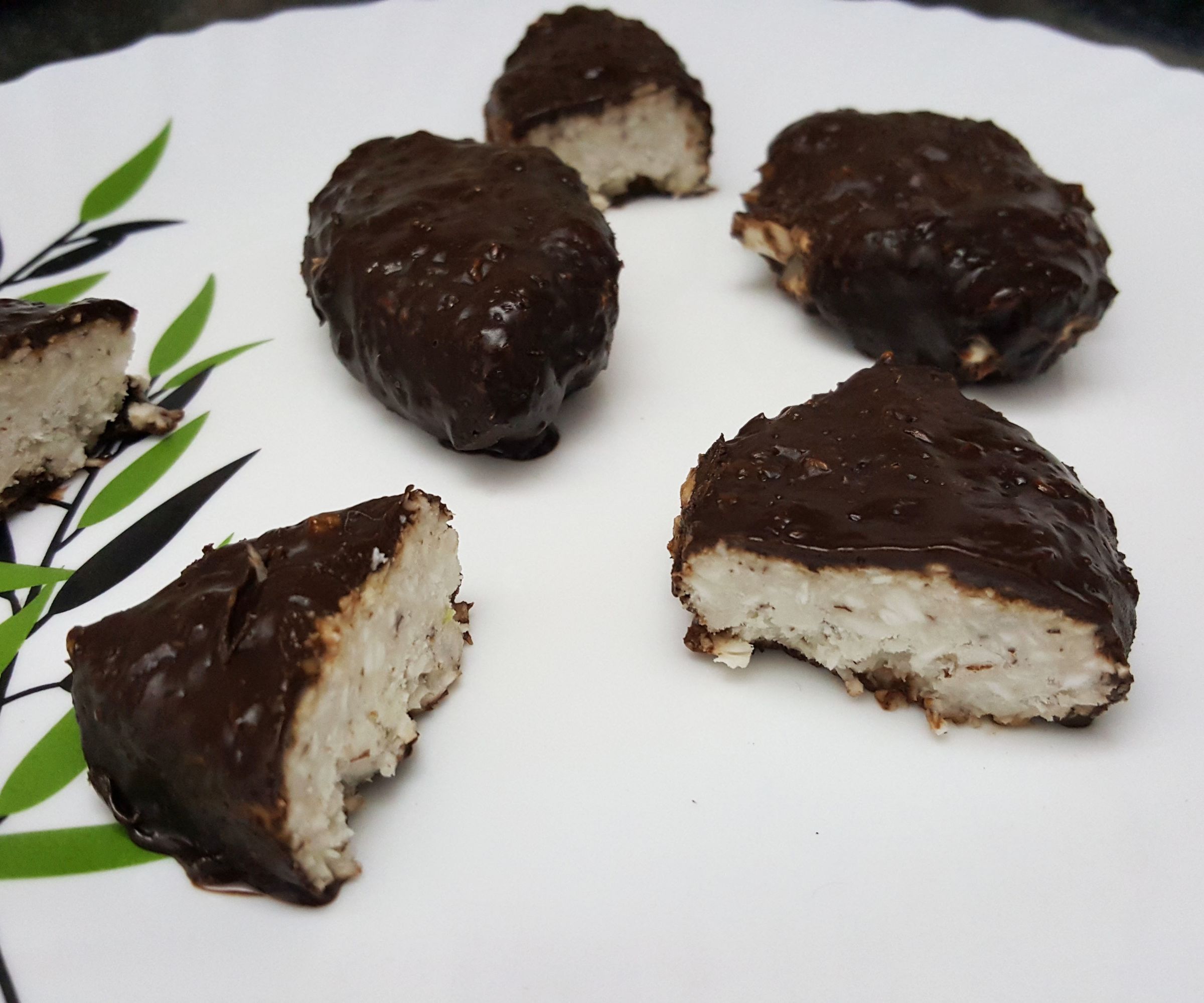 Coconut Bounty Alike Chocolate Bars