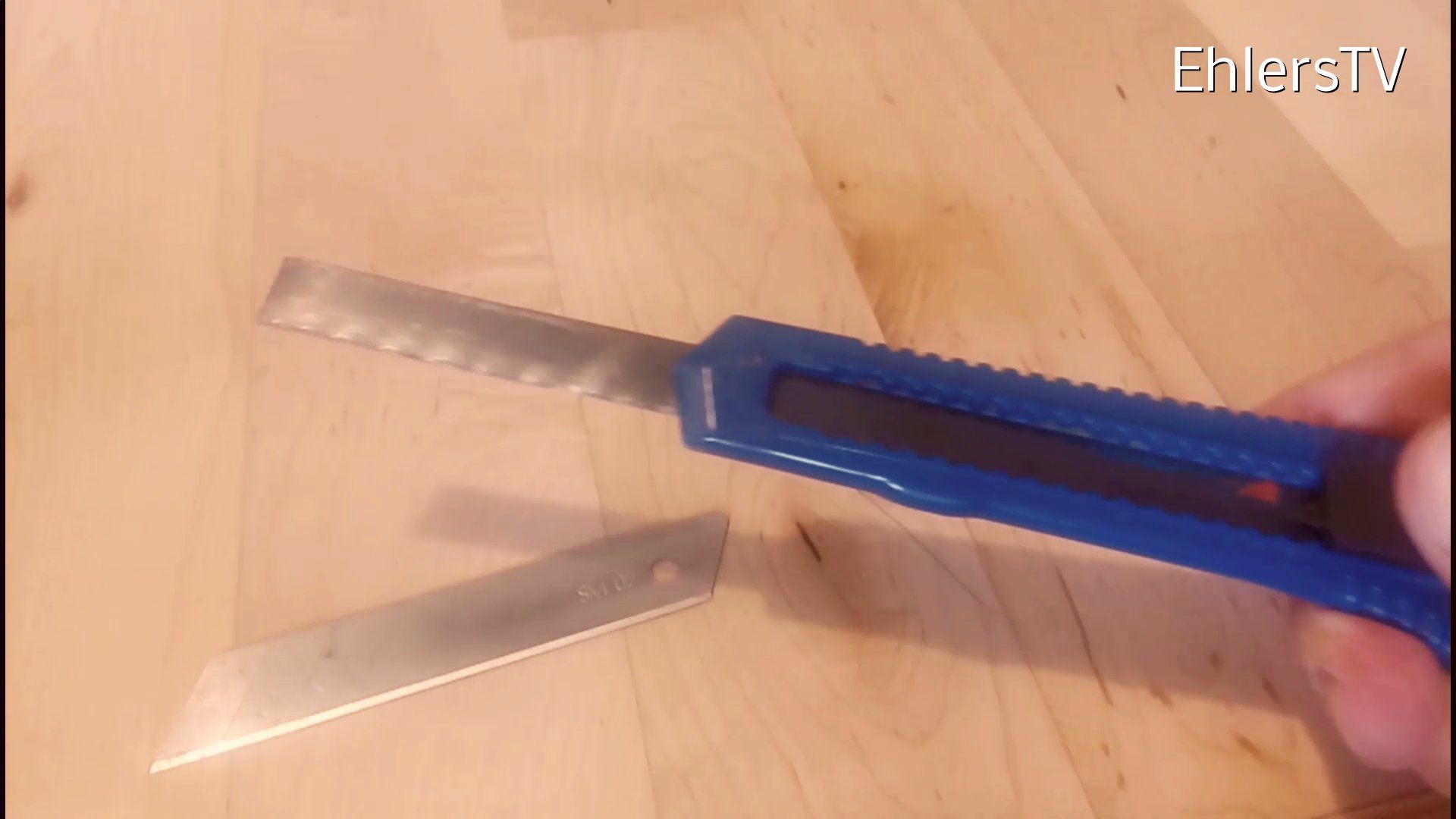 Make a Saw From a Cutter - Life Hack : 6 Steps - Instructables