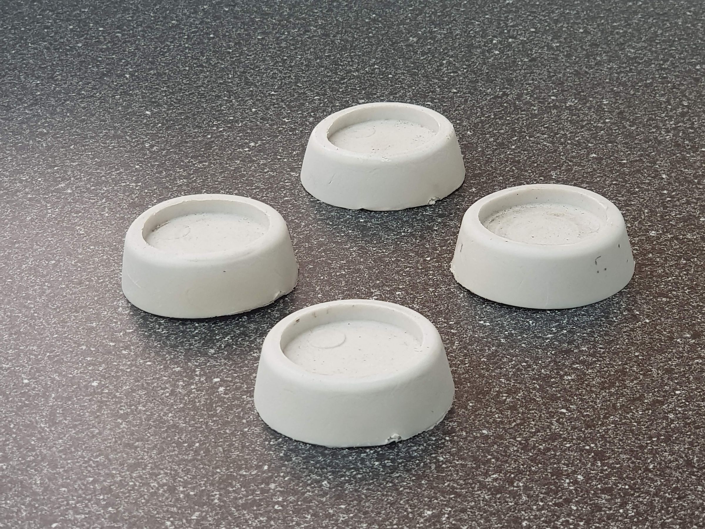 Novel Method to Stop a Washing Machine 'Walking' (with Pictures