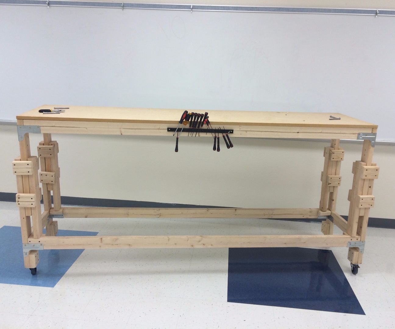 Build an Adjustable Stand Up Workbench