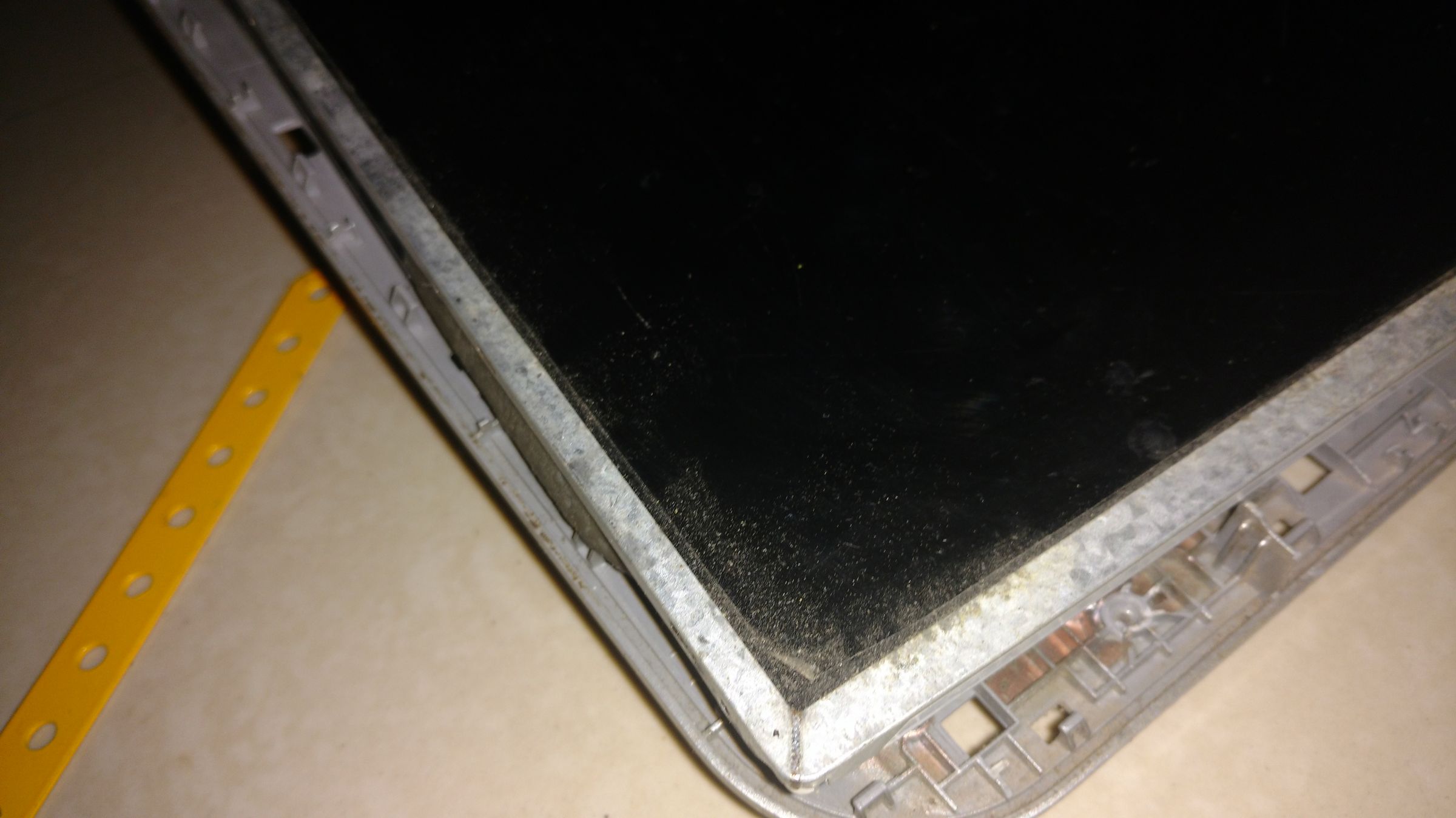 Reusing Old Laptop Parts to Build Cheap Portable System 3 Steps (with