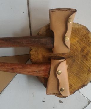 Sarung Kampak Kulit