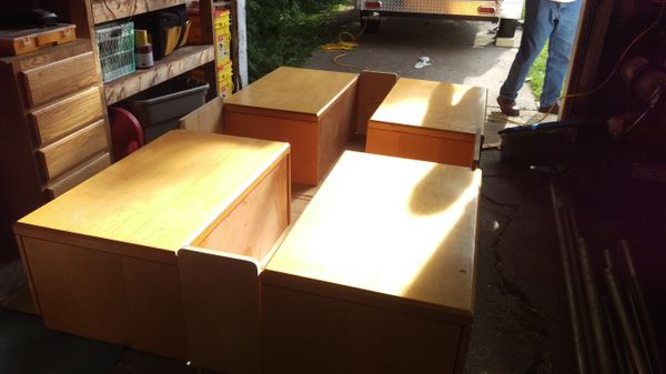 Queen Bed With Storage