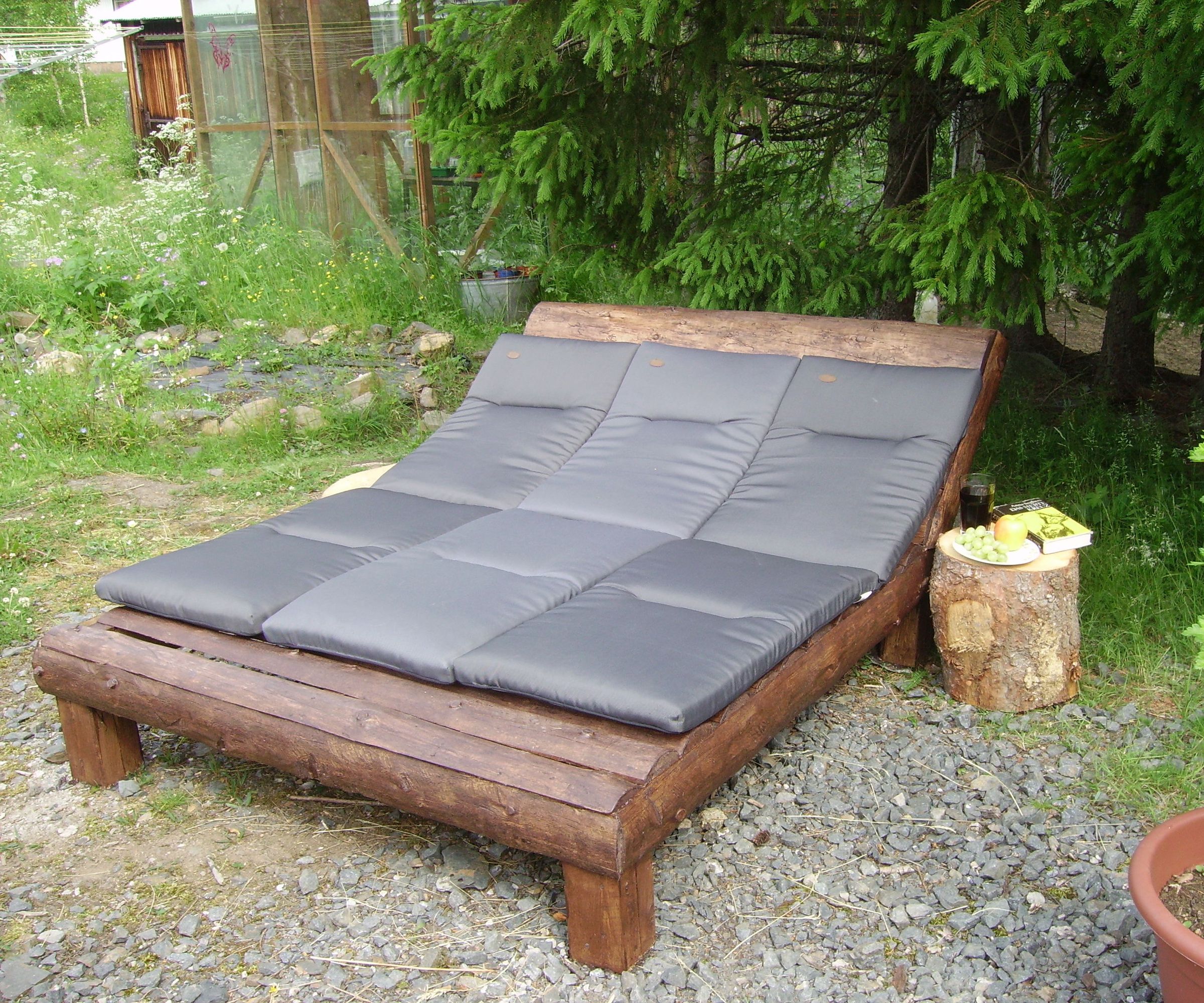 Lounge From 2x4s and Scrapwood