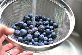 Preparing the Berries