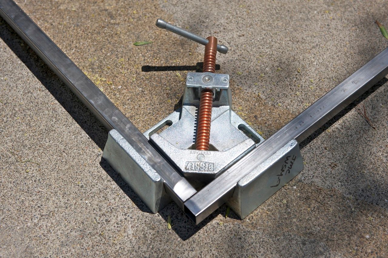 Natural Rock Coffee Table : 4 Steps (with Pictures) - Instructables