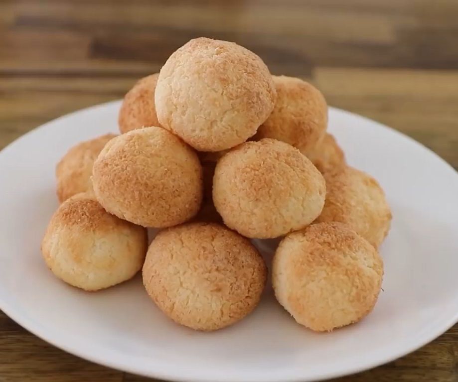 Grater Coconut Cookies