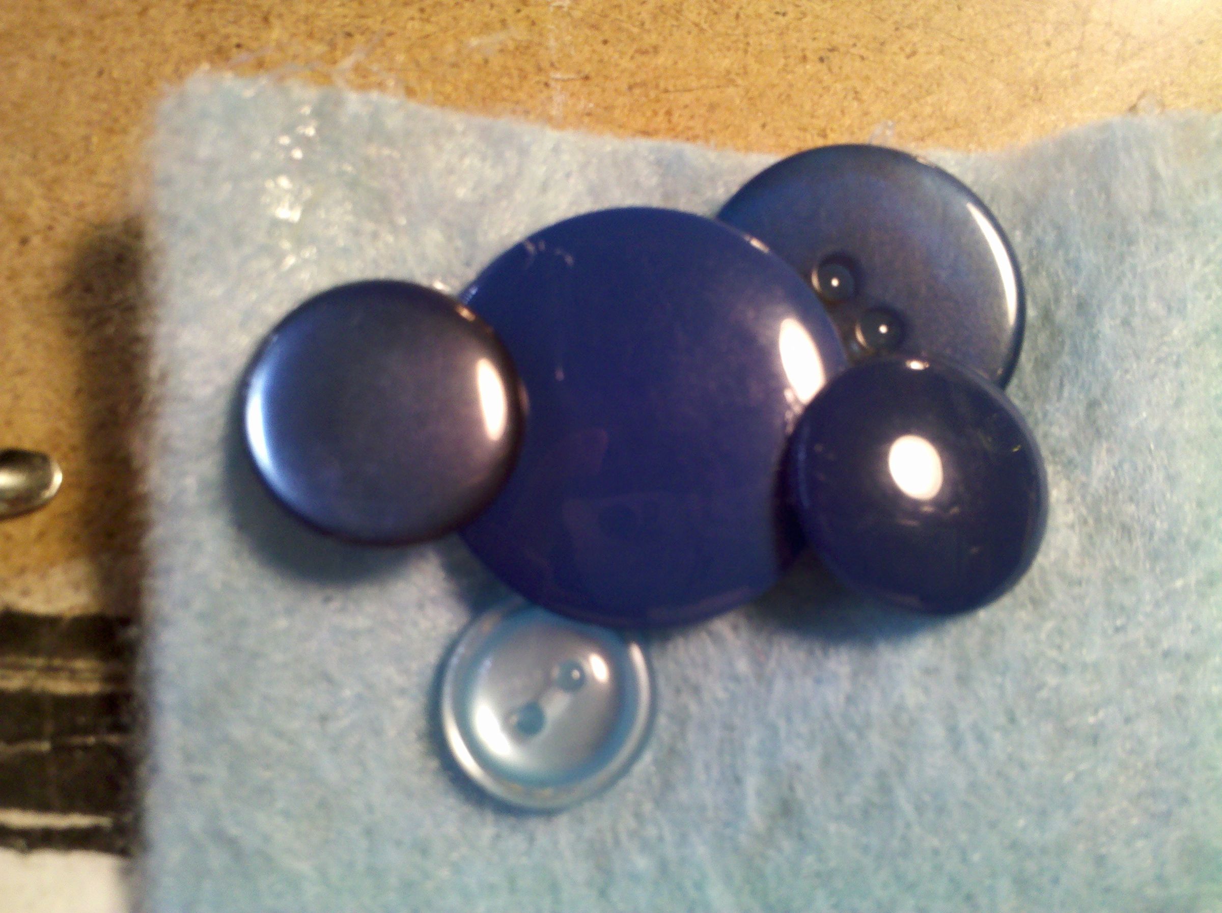 DIY Button Necklace 7 Steps (with Pictures) Instructables